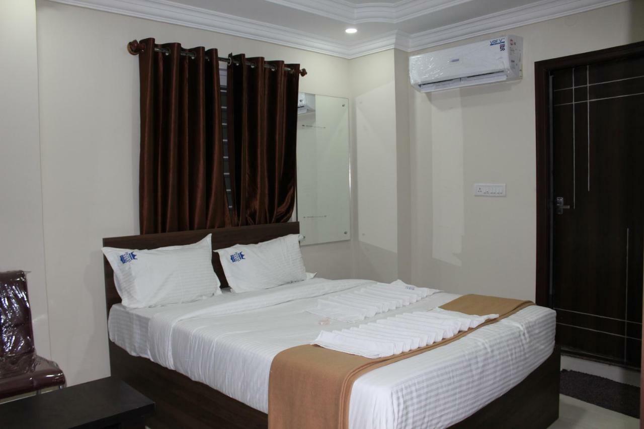 Royal Star Hotels Bangalore Ngoại thất bức ảnh