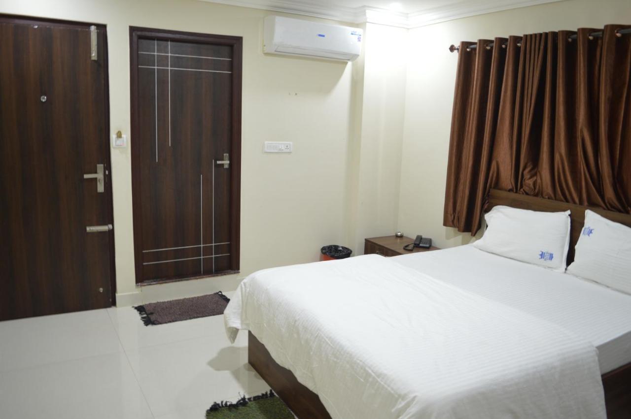 Royal Star Hotels Bangalore Ngoại thất bức ảnh