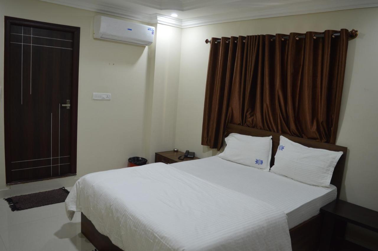 Royal Star Hotels Bangalore Ngoại thất bức ảnh