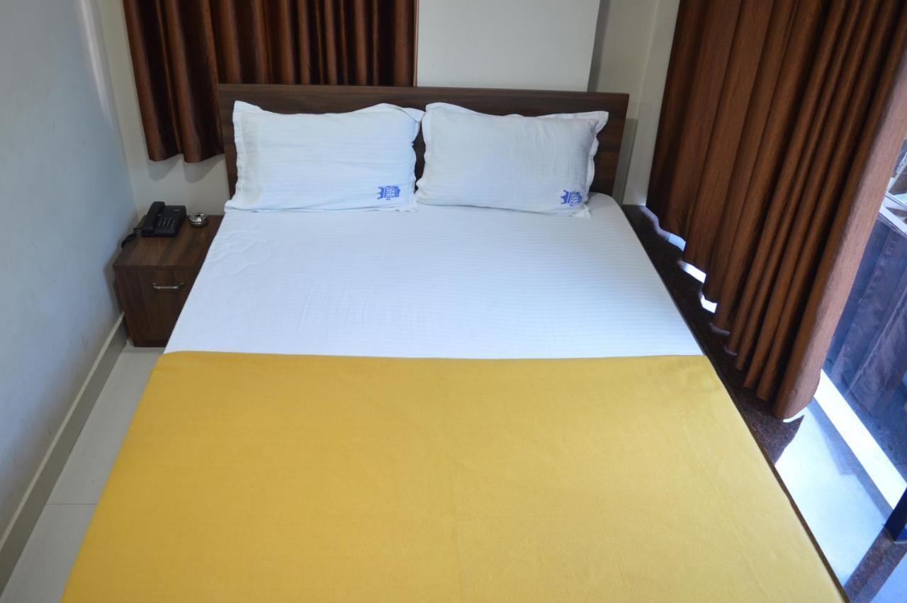 Royal Star Hotels Bangalore Ngoại thất bức ảnh