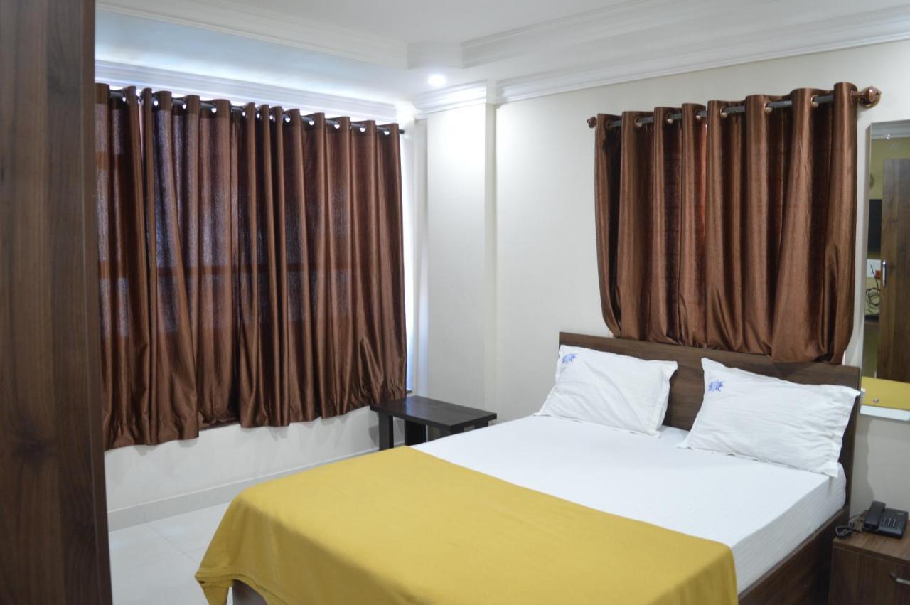 Royal Star Hotels Bangalore Ngoại thất bức ảnh